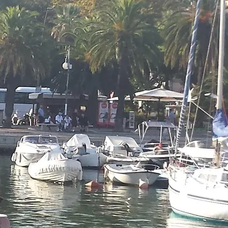 Pensión Il Quadrifoglio 4*